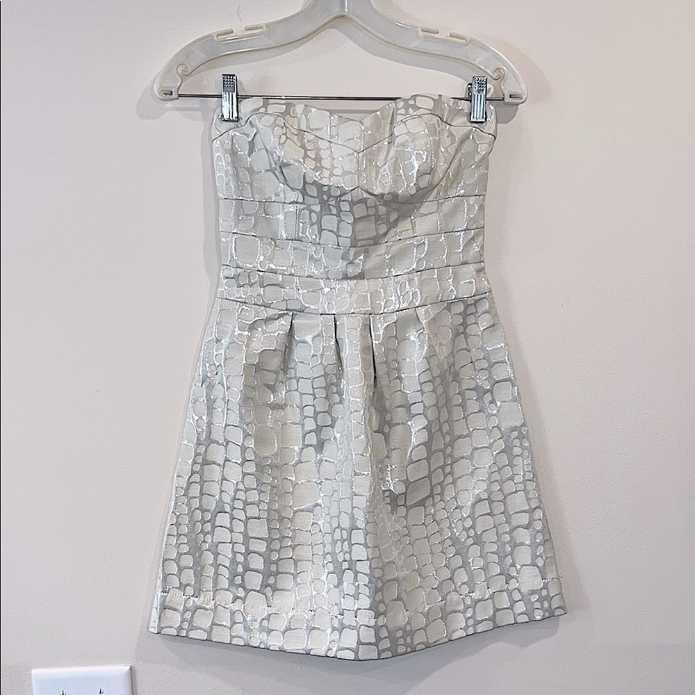 🔥American Eagle Elegant White Strapless Dress🔥